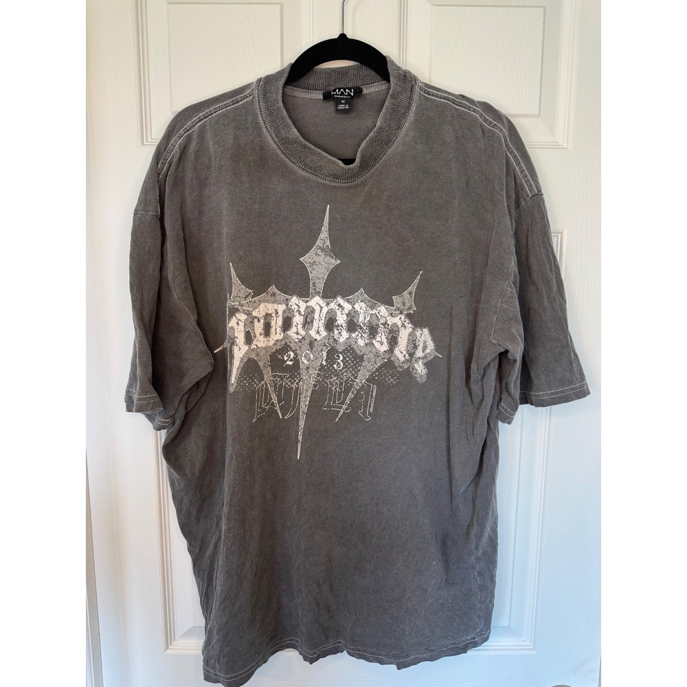 BoohooMAN Mens Oversized Acid Wash Graphic T-Shirt Grey Gothic Streetwear Size M